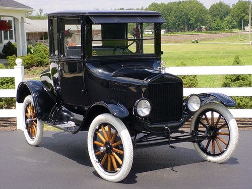 Beautiful 1923 ford model t coupe restored original