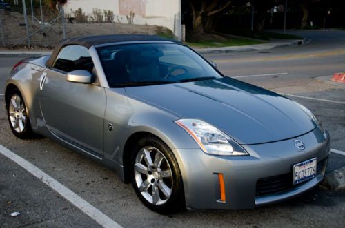 2004 nissan 350z touring roadster convertible low miles, chrome rims, new tires