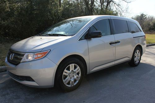 2012 honda odyssey 5dr lx  80 miles  needs some work runs and drives