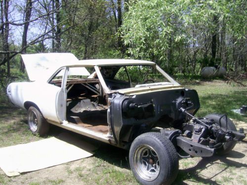 1966 pontiac tempest custom 2-door
