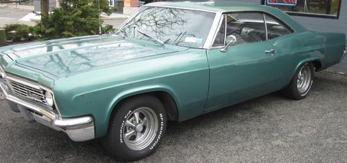 1966 chevy impala turquoise - 383 stroker edelrock nice exhaust