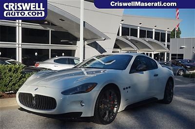 Maserati granturismo sport coupe white bianco carbon fiber mc sport line
