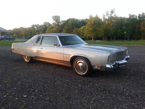 Low milage - loaded - 1975 chrysler imperial lebaron 2-door - &#034;one family owned&#034;