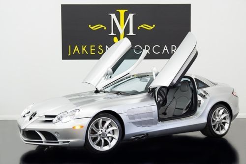 2005 slr mclaren, $450k msrp, 5700 miles, 1-owner californa car, celebrity owned