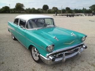 57 chevy bel air 350 700r ac completely overhauled