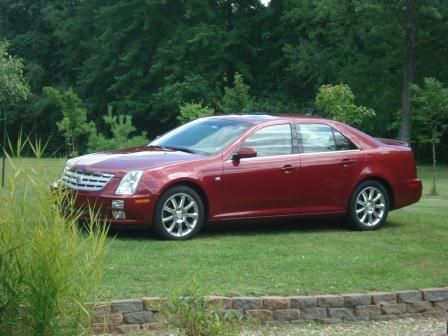 Cadillac sts 4 - beautiful car in great condition