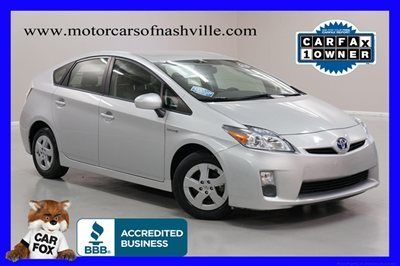 7-days *no reserve* '10 prius iv nav 51mpg jbl sound leather carfax off lease
