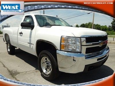 2500hd 2wd 1 6.0lt engine automatic one owner tradein brought here new and serv