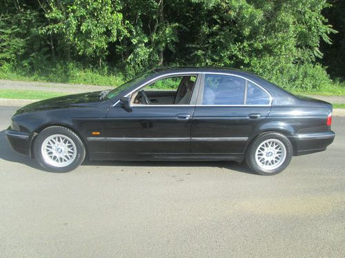 1999 bmw 528i...looks and runs great