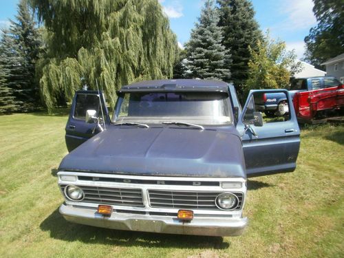 Ford pick up 1974 w/ 360 engine &amp; automatic transmission