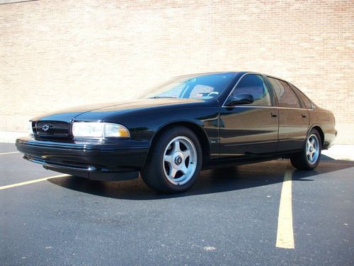**94 95 96 impala ss -64k miles -leather, console, loaded..super clearn