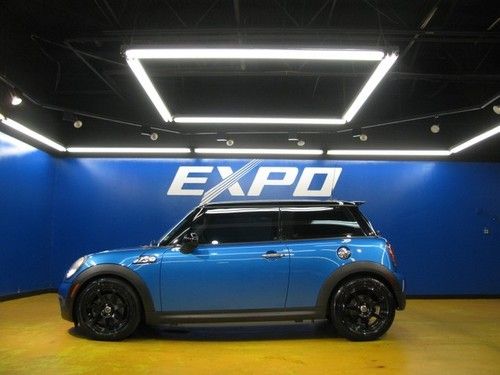 Mini cooper s coupe cd auxiliary sport button rear roof spoiler nice