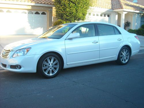 2009 toyota avalon limited sedan 4-door 3.5l-loaded-low miles-one owner