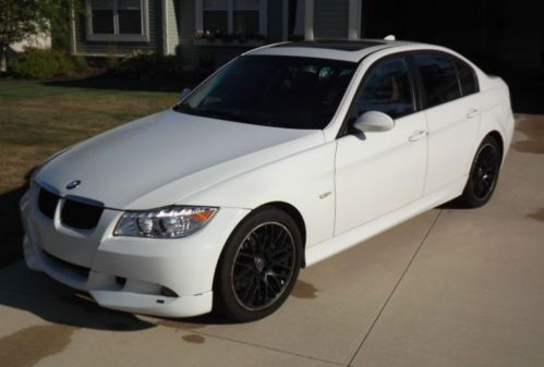 2006 bmw 325xi with sport package and two full sets of wheels/tires. kbb @ $17k!