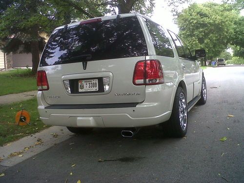 2005 lincoln navigator ultimate 4x4 sport low miles (clean title)