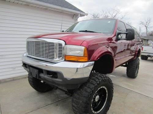 2000 ford excursion lifted 10" on 20'' rimes with 40s