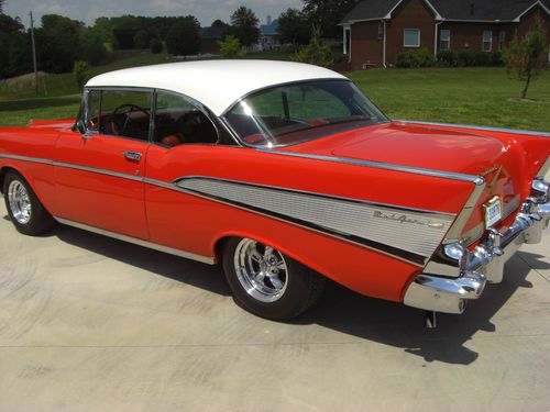 Classic 1957 chevy bel air 2 dr. hardtop 150/210 . red\white 10,500mi. restored