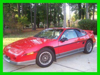 1986 pontiac fiero gt coupe 5-speed low miles sunroof great condition