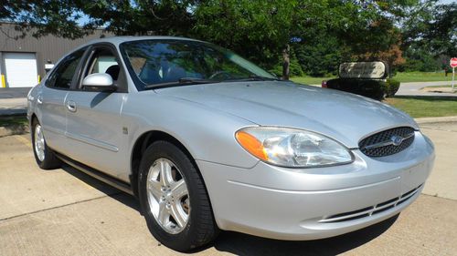 No reserve auction! highest bidder wins! come see this reliable ford taurus sel!