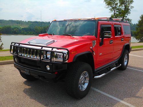 Hummer h2  chrome pkg, victory red limited,  only 39k miles, mint condition