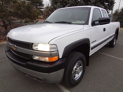 Beautiful 2001 chevy silverado 2500hd extended cab pickup 1 owner no accidents