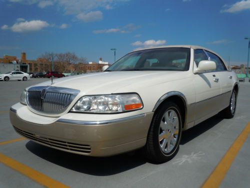 2004 lincoln town car ultimate very rare presidential edition! navigation!