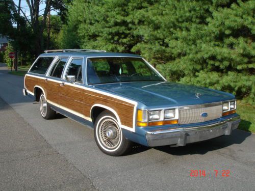 1988 ford country squire lx woody wagon 5.0 v8 fuel injected, 4 speed automatic