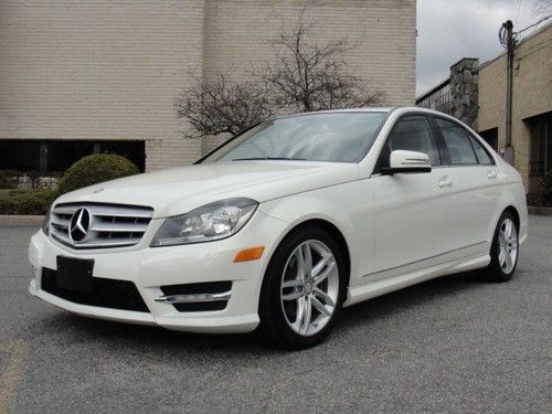 Beautiful 2012 mercedes-benz c300 4-matic, only 12,003 miles, warranty