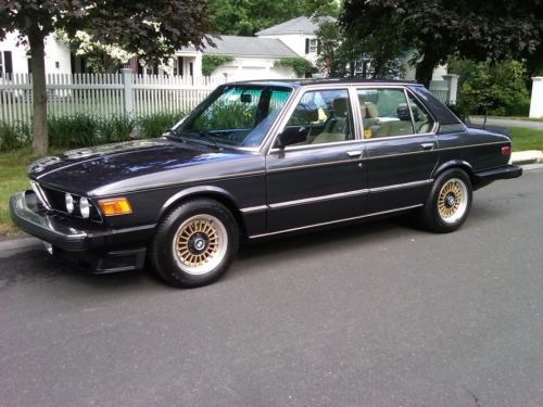 1981 bmw 528i. i bought the car, new. it has always been pampered and is b+