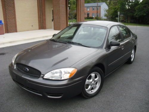 2005 ford taurus se,cd,loaded,great car,no reserve!!!