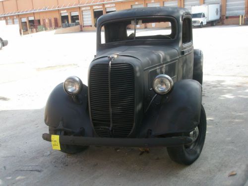 Excellent restoration proyect all there 1937 pick up v8 flat head