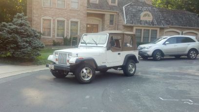 1995 jeep wrangler yj only 73k!!! will accept reasonable offers