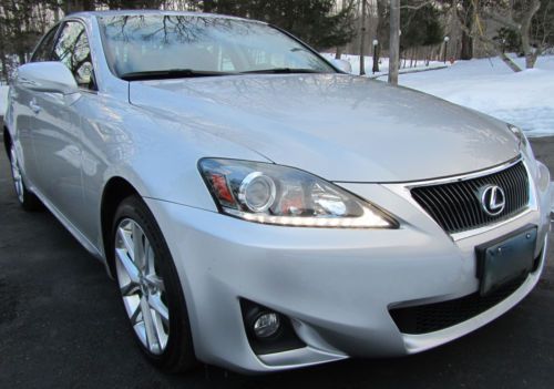 2012 lexus is250 awd- *lease takeover*
