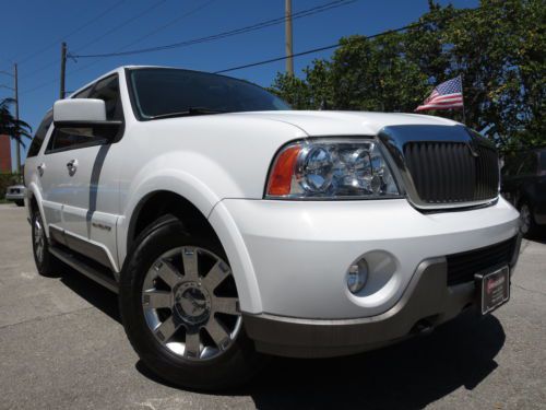 04 lincoln navigator ultimate 4wd leather sunroof low miles 3rd row xenons