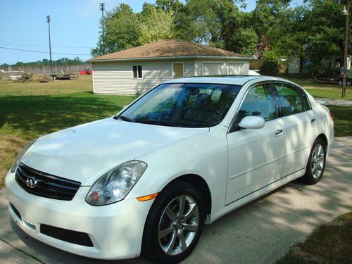 Infiniti g35x 2005 great condition new tires!