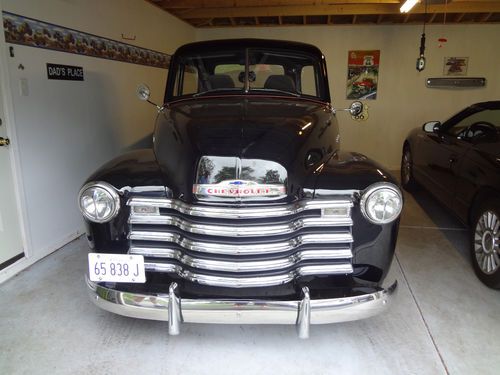 1952 chevy 1/2 ton pick-up  fully restored