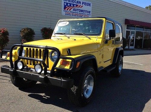 Extremely clean wrangler!