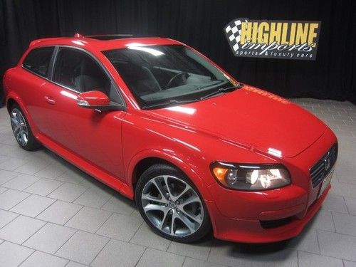 2008 volvo c30, 227-hp turbo, 27mpg, red hot over black, ** only 39k miles **
