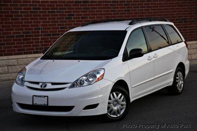 2008 toyota sienna le ~!~ auto sliding side doors ~!~ cd changer ~!~clean carfax
