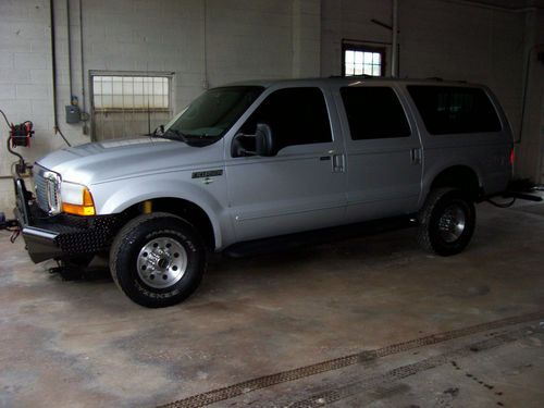 2000 ford excursion xlt sport utility 4-door 5.4l with repo sneaker lift