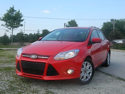 2012 ford focus se, clear/rebuilt theft recovery 37k red mint l@@k!