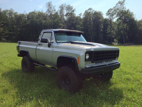 78 chevy k-10 4x4, short bed, lifted, new paint, new interior