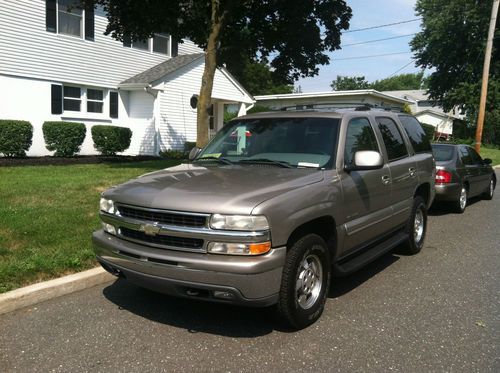 2001 chevy tahoe lt 4x4  cheap!! loaded with options
