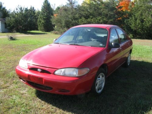 2000 ford escort se sedan red 4-door 2.0l fwd automatic w/ overdrive hudson, wi