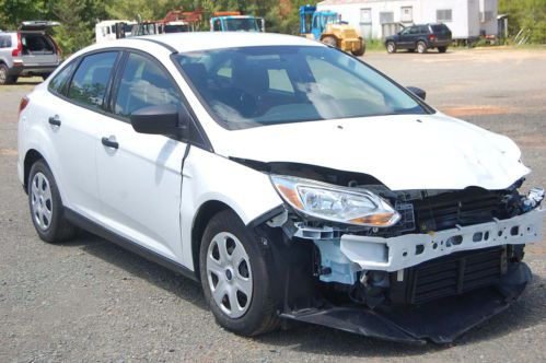 2013 ford focus (salvage)