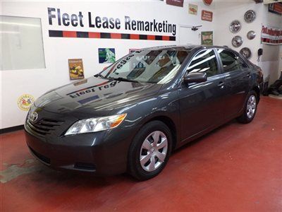 No reserve 2008 toyota camry le, 1 owner off corp.lease