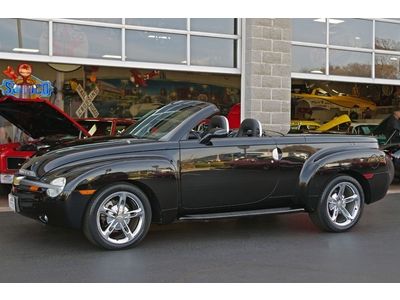 2005 chevy ssr 6 speed 390 horse 1sb option package