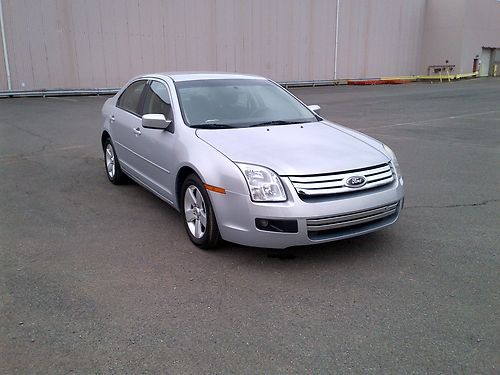 2006 ford fusion se very clean salvage title runs and drives great