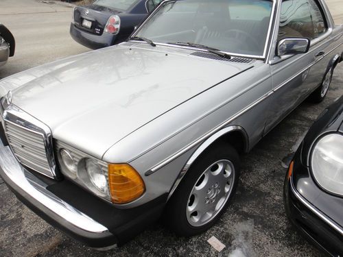 1980 mercedes benz 300cd -- diesel -- 'coupe'