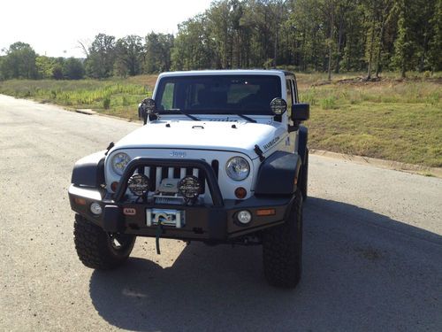 2012 jeep wrangler unlimited rubicon loaded with extras!!!